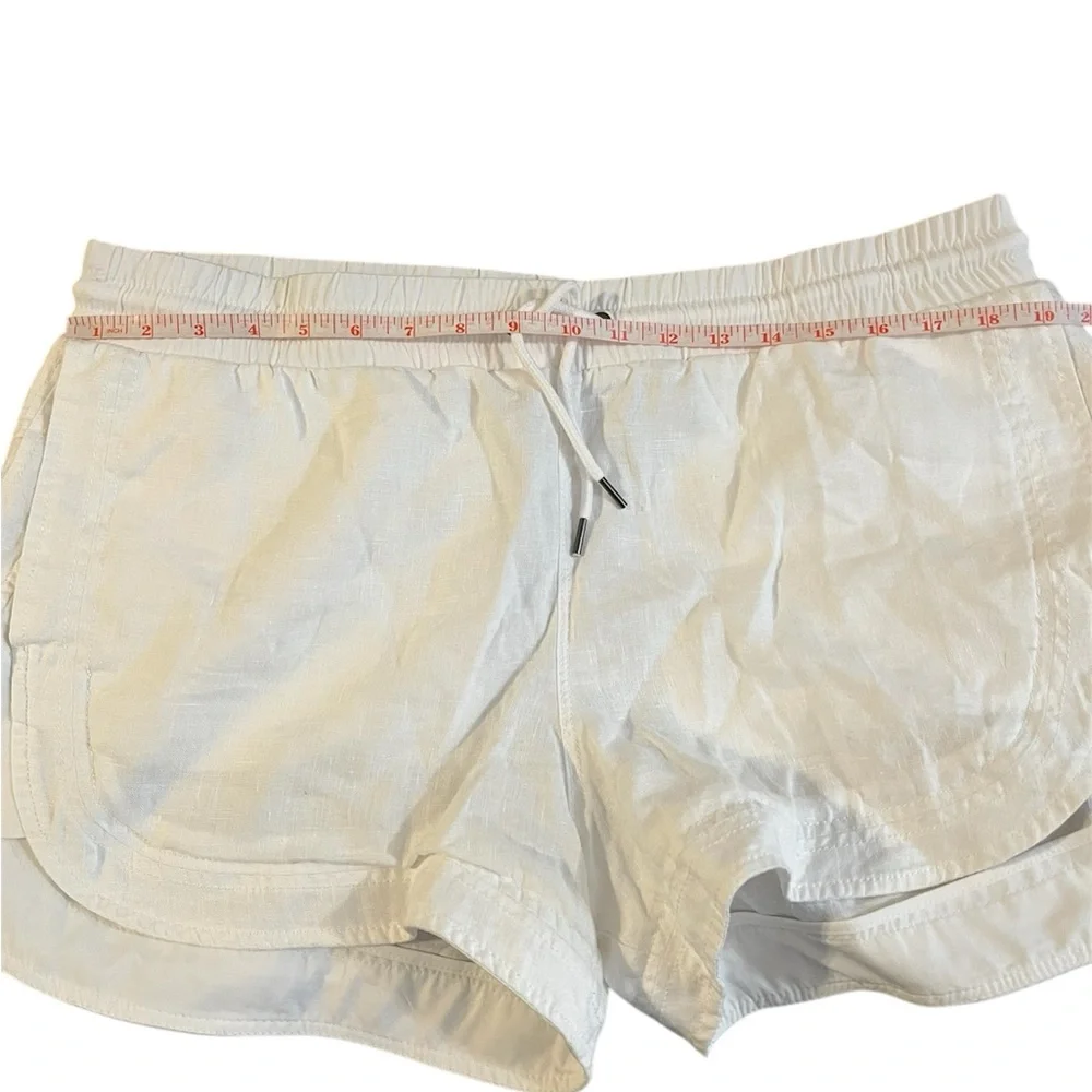 Athleta White Athletic Shorts 14